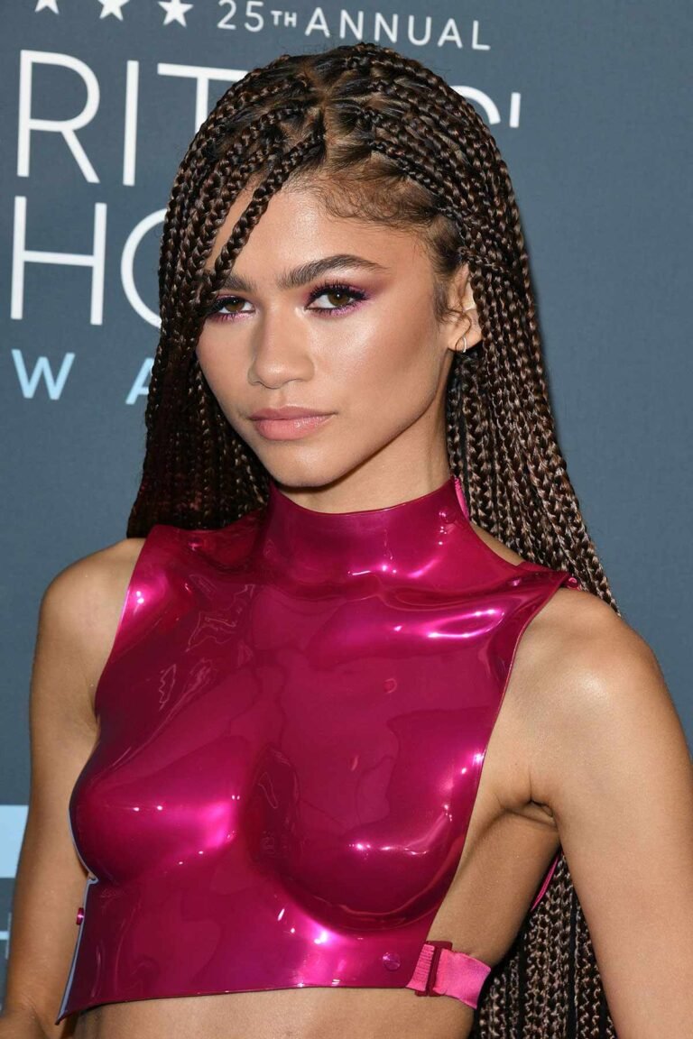 16 Pink Makeup Looks: Perfect for Every Skin Tone!