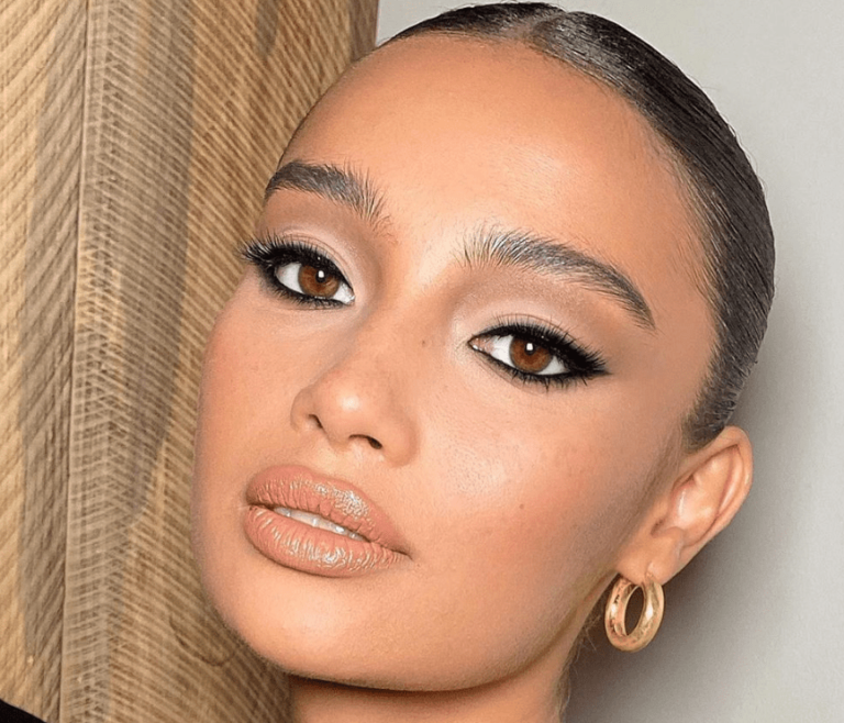 30 Ways to Wear Black Eyeshadow: Dazzling Eye Color Boost