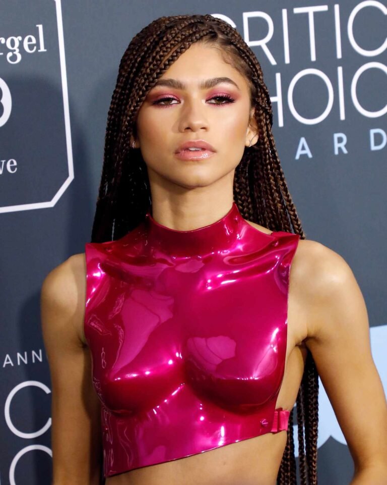 Top 35 Zendaya Hair Inspirations: Iconic Styles Ranked!