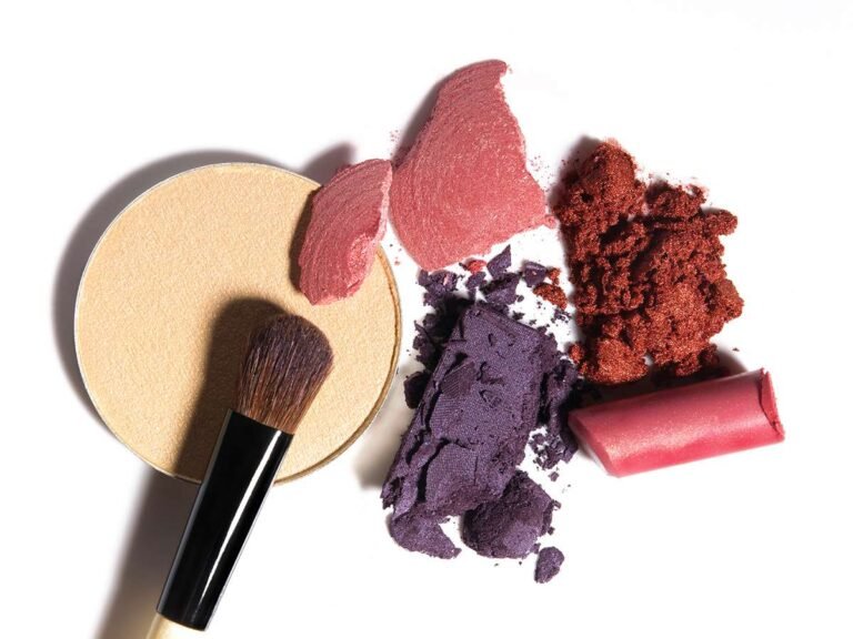 How to Sanitize Your Makeup: Ultimate Clean Beauty Guide