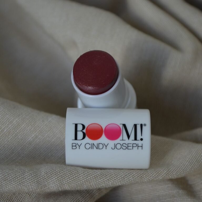 Reviewed: Simplify Beauty with Boomstick Color!